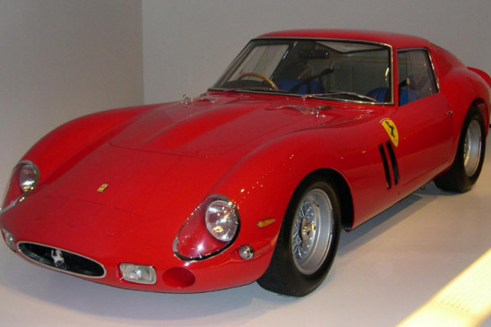 38 сая ам доллараар зарагдсан "Ferrari 258 GTO"