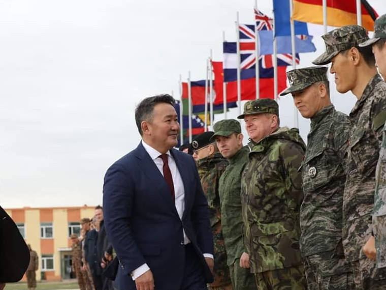 ФОТО: Монгол, АНУ-ын цэргийн хамтарсан сургуулилт эхэллээ