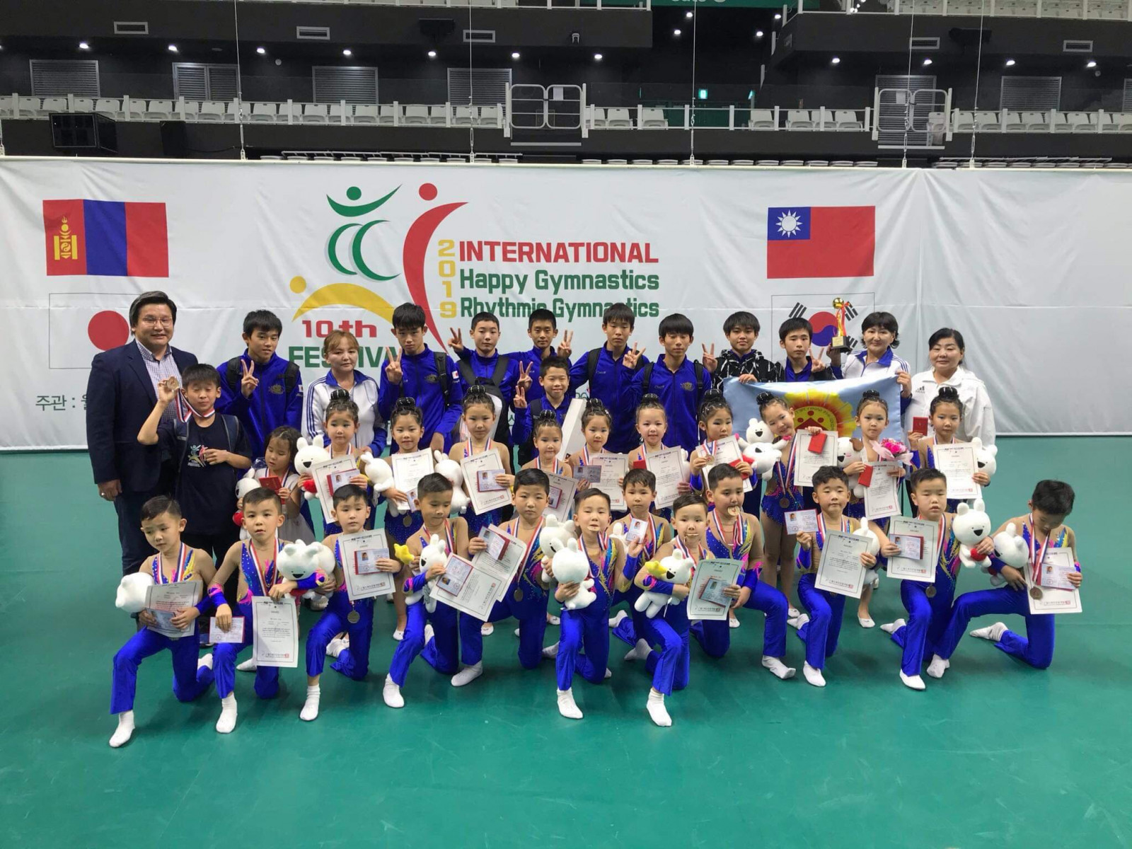 Азийн аварга шалгаруулах гимнастикийн тэмцээнд Монгол хүүхдүүд түрүүлжээ