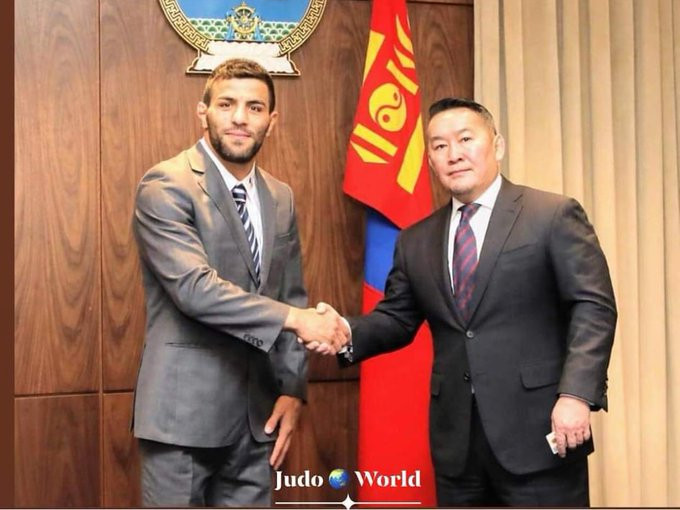 Дэлхийн аварга Саид Моллаи иргэншлээ сольж Монгол Улсын тамирчин болжээ