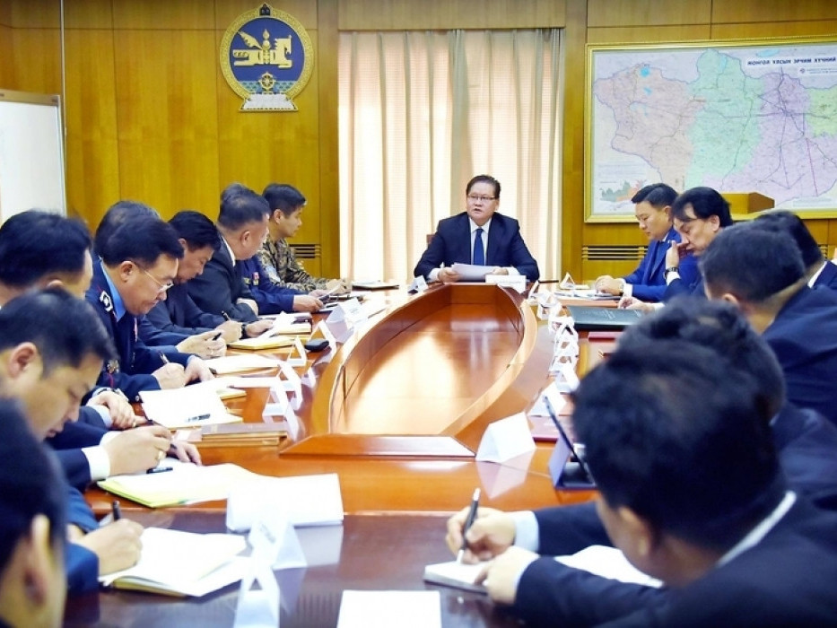Улсын Онцгой комисс БНСУ дахь Монгол иргэдтэй холбоотой асуудлаар хуралдаж байна