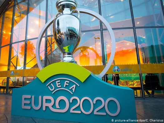Италийн хөлбөмбөгийн холбоо "EURO2020" тэмцээнийг хойшлуулахыг хүслээ