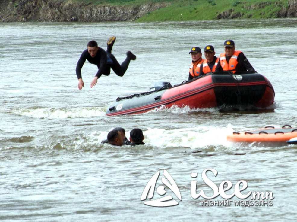 20 настай эрэгтэй Туул голд живж амиа алджээ 