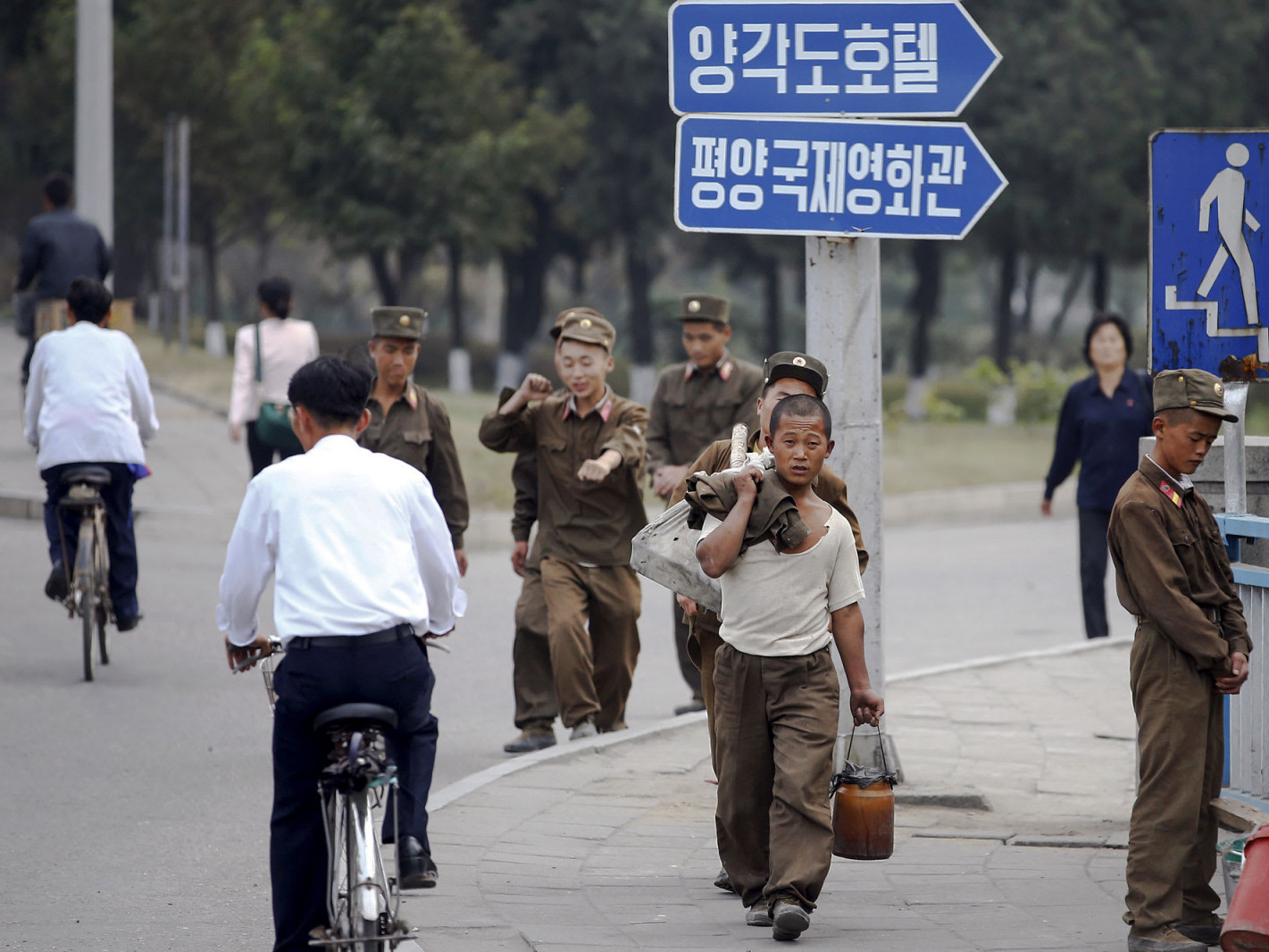 БНАСАУ Өмнөд Солонгостой хил залгаа орших Кесонд тогтоосон хөл хориогоо цуцалжээ