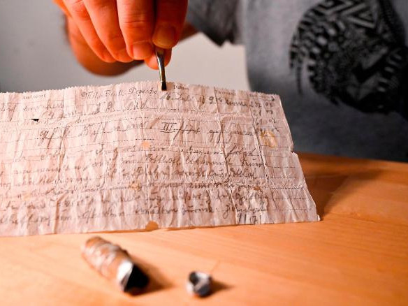 110 жилийн өмнө шууданч тагтаанд “дайсан” цэргийн захидал олджээ