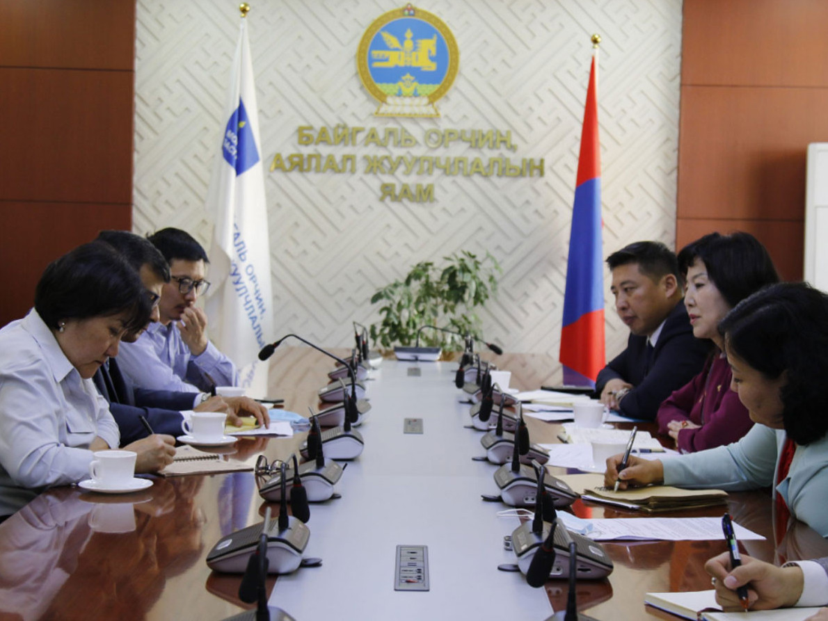 БОАЖ-ын сайд Д.Сарангэрэл Азийн хөгжлийн банкны монгол дахь суурин төлөөлөгч Павит Рамачандраныг хүлээн  авч уулзлаа