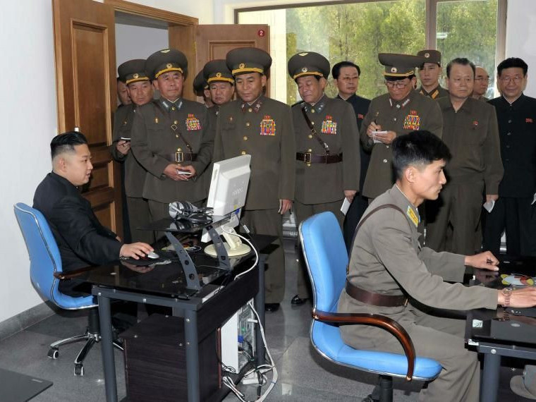 Умард Солонгосын хакерууд вакцин бүтээгчдийн сүлжээнд халджээ