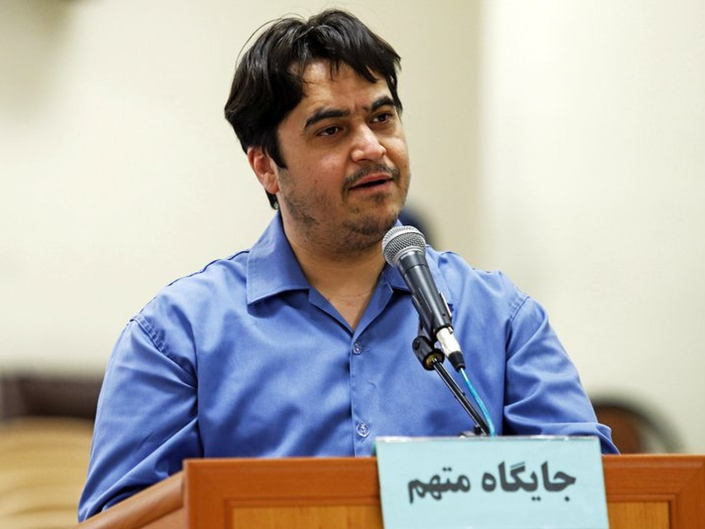 Иранд эдийн засгийн бослого өдөөсөн сэтгүүлчийг цаазалжээ