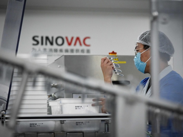 БНХАУ “Синовак” компанийн вакциныг коронавирусээс 100 хувь хамгаална гэж мэдэгдэв  