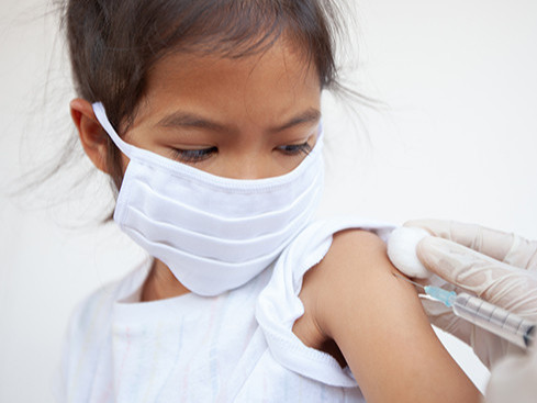“Moderna” 12-17 насны хүүхдүүдэд зориулсан вакцины туршилтаа эхлүүлнэ