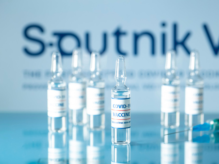 Европын Холбоо гишүүн орнууддаа “Спутник V” вакциныг авахыг зөвшөөрчээ