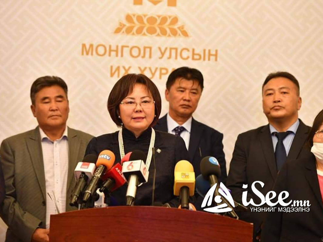 С.Одонтуяа: Ерөнхий сайд Л.Оюун-Эрдэнийг нэр төрд халдсан гэх үндэслэлээр шүүхэд өгчээ 
