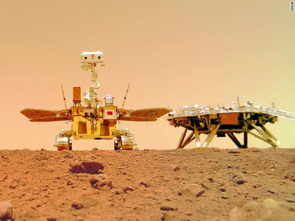 Ангараг гарагт буй Хятадын сансрын төхөөрөмж "өөрийнхөө" зургийг авч, дэлхий рүү илгээжээ