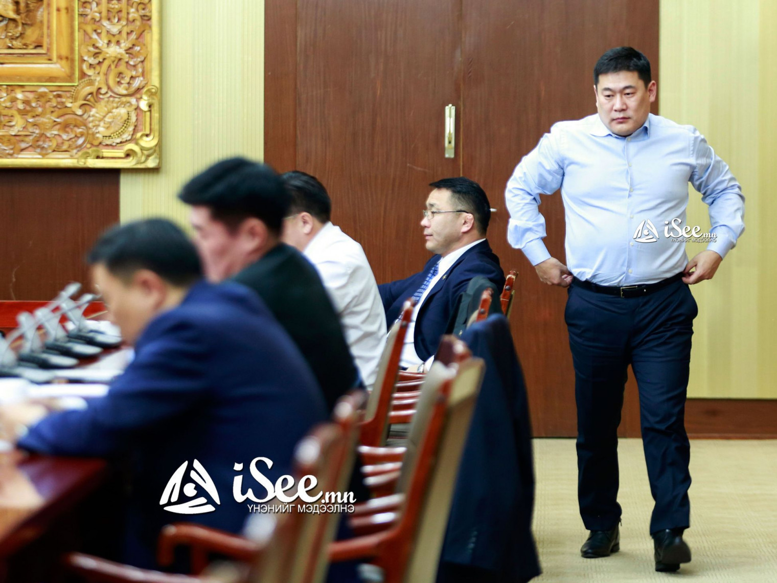 ЗАСГИЙН ГАЗАР: Хүүхдийн 100 мянган төгрөгийг үргэлжлүүлэн олгох саналыг УИХ-д өргөн мэдүүлнэ