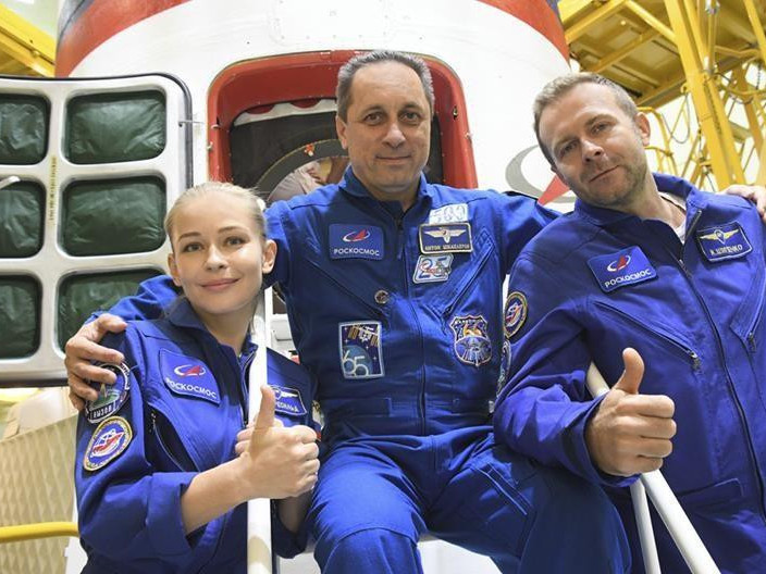 Дэлхийн тойрог замд кино хийх Оросын уран бүтээлчид өнөөдөр сансарт ниснэ
