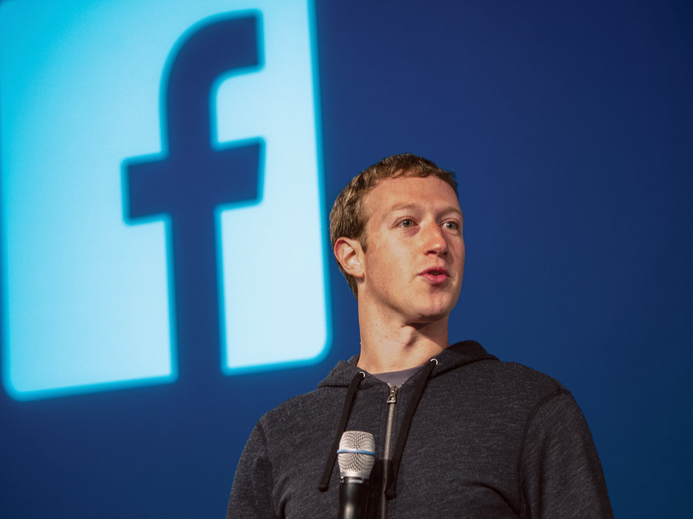 “Facebook”, “Instagram”-ын үйл ажиллагаа дахин доголджээ