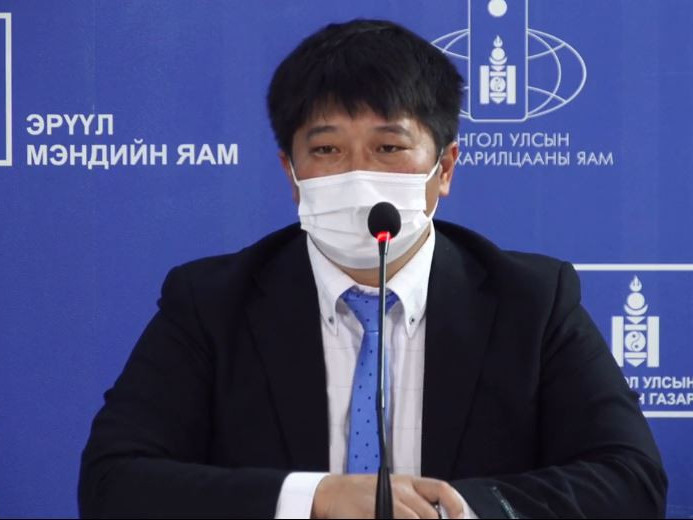 Б.Бумдэлгэр: Вакцины хоёр тунг хийлгэснээс дөрвөн сарын дараа эсрэг биеийн титр алга болох хандлагатай байна