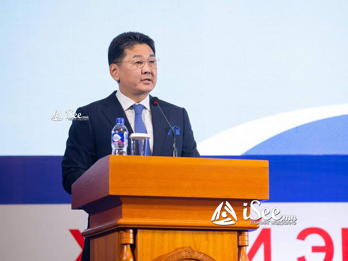 Монгол Улсын Ерөнхийлөгч өнөөдөр төрийн дээд цол гардуулна