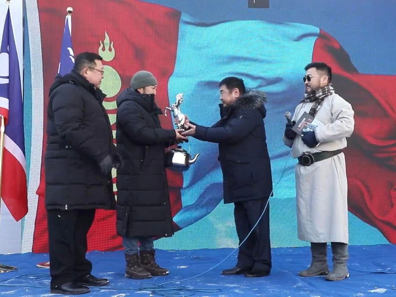 Д.Монголхүүг оны шилдэг “Хүний Эрхийн хамгаалагч”-аар тодрууллаа