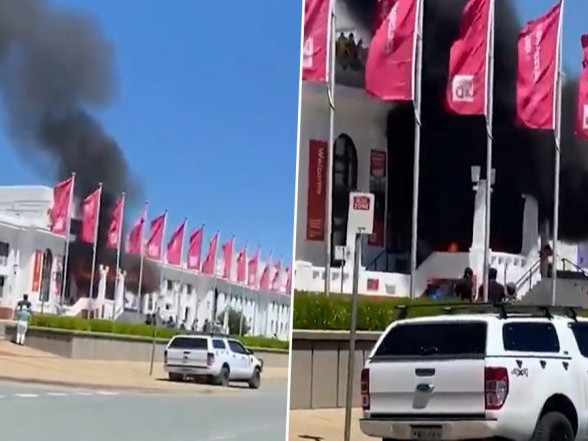 ВИДЕО: Австралийн парламентын ордныг жагсагчид галдан шатаажээ
