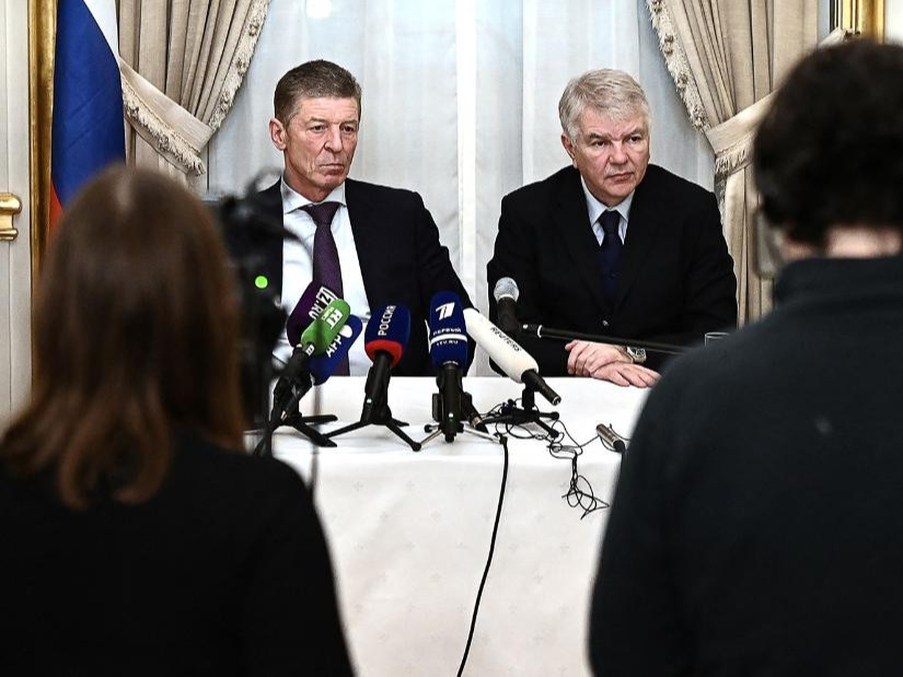 ШУУРХАЙ: ОХУ, Украины төлөөлөгчид Парист уулзаж, “гал нээхгүй” байх дүрмийг мөрдөхөөр тохиролцжээ