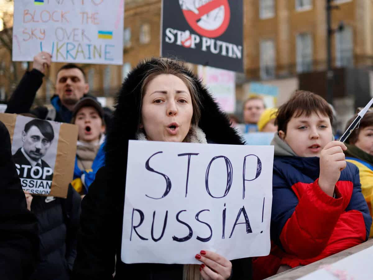 Твиттер Оросын төрийн хэвлэл мэдээллийн хаягийг хязгаарлав