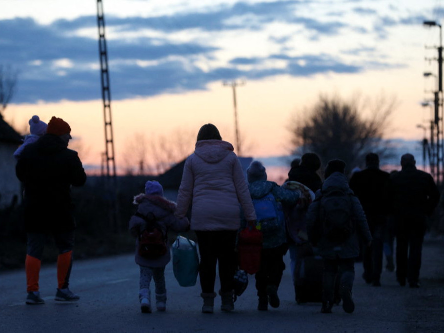 Украинаас долоо хоногийн дотор 1 сая хүн дүрвэсэн гэж НҮБ мэдэгдлээ