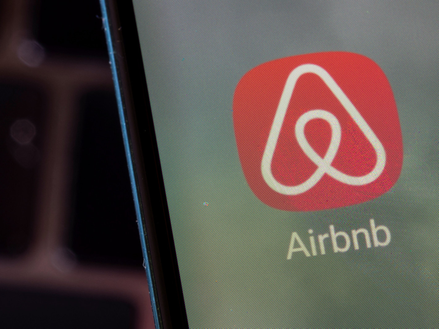 Airbnb Орос, Беларусь дахь үйл ажиллагаагаа зогсоож байна