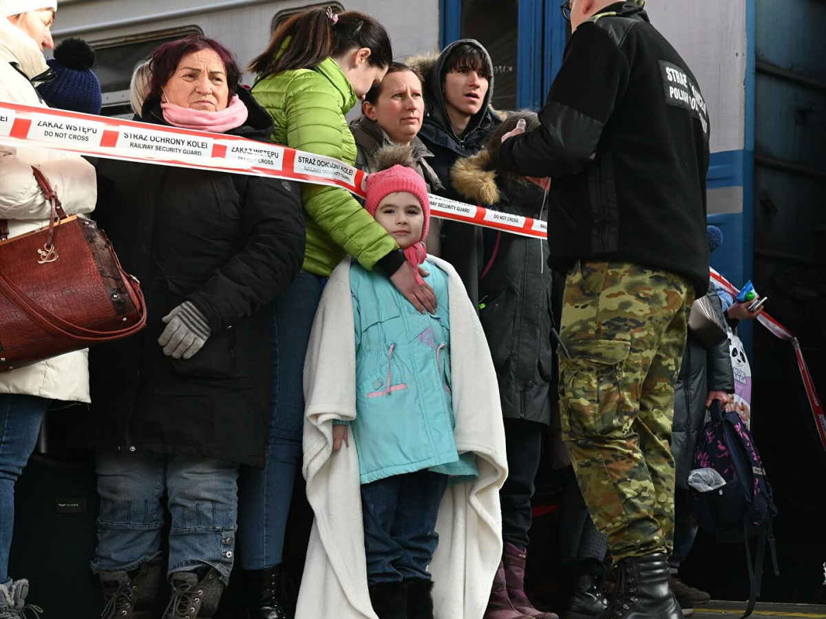 ШУУРХАЙ: Э.Макроны В.Путинд тавьсан хүсэлтийн дагуу Оросын арми “чимээгүй дэглэм” тогтоож, коридор нээжээ
