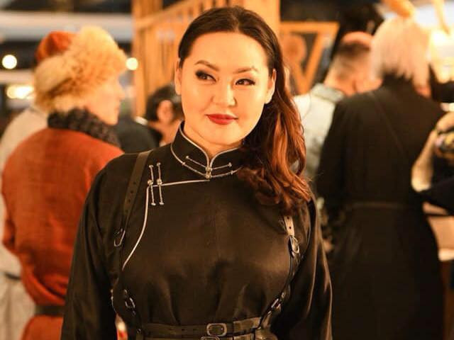 Жүжигчин Г.Ундармаа “Урлагийн гавьяат зүтгэлтэн” цол тэмдгээр энгэрээ мялаахаар болжээ