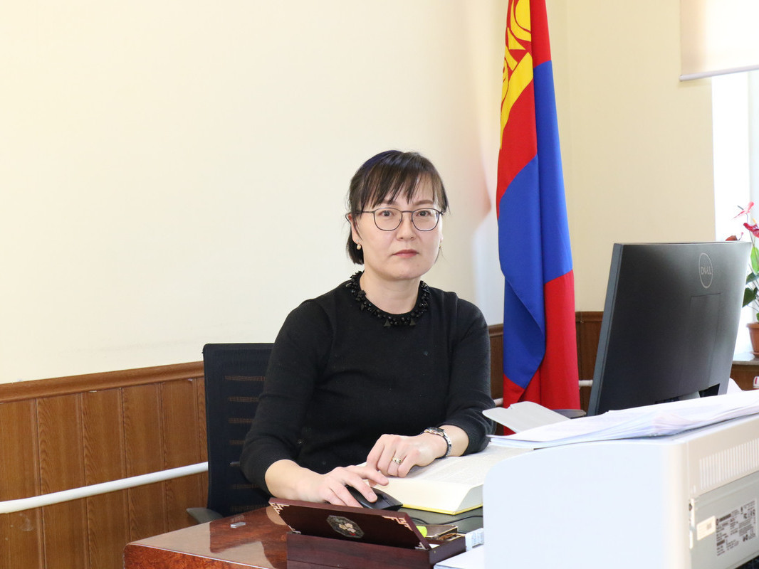 Шүүгч Н.Баярмаа Нагояагийн их сургуулийн хууль зүйн сургуульд докторын зэрэг хамгааллаа