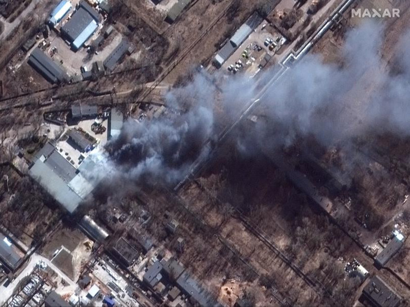 Байлдааны ажиллагаагаа багасгах амлалт өгсөн ч Черниговт Оросуудын дайралт тасрахгүй байна гэж хотын дарга нь мэдэгдлээ