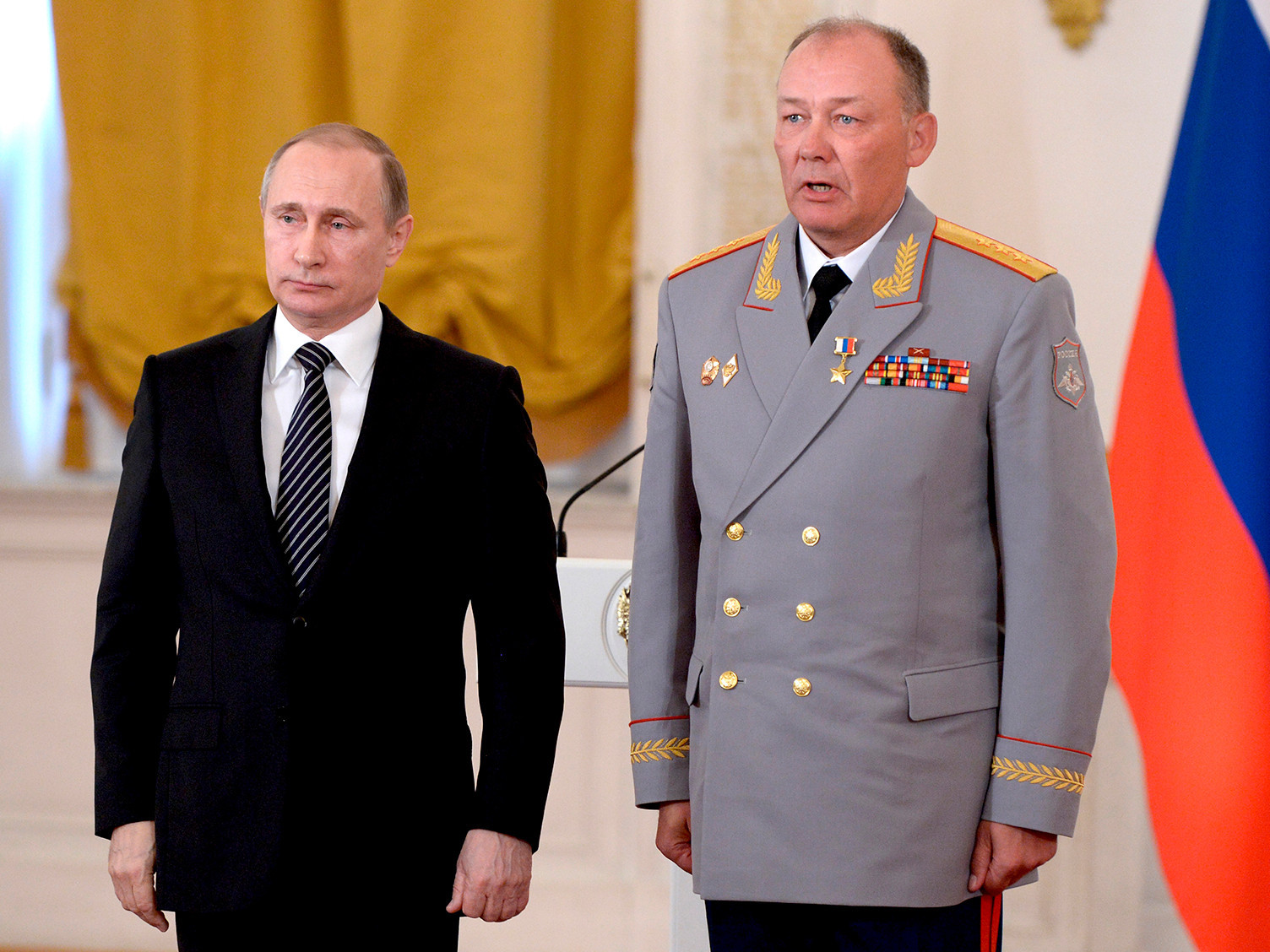 В.Путин Украинд цэргийн ажиллагаа явуулах шинэ командлагчаа томилжээ