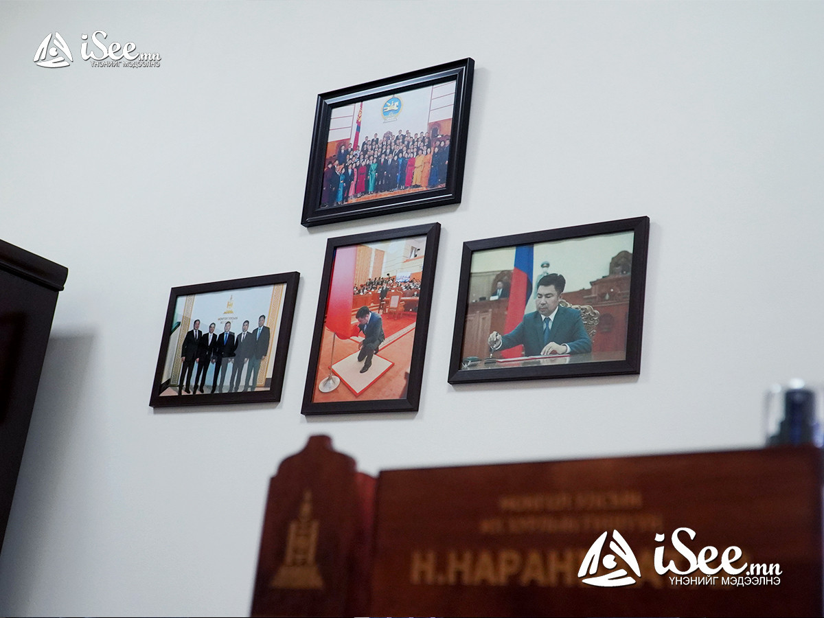 ГИШҮҮНИЙ ӨРӨӨ: УИХ-ын гишүүн Н.Наранбаатар цаасыг хэрэглээнээс хасч цахим хэрэглээнд шилжжээ