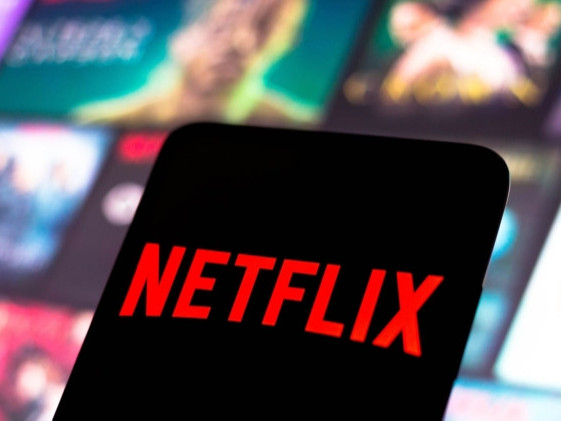 "Netflix" сүүлийн 10 жилд анх удаа их хэмжээний хэрэглэгчээ алджээ