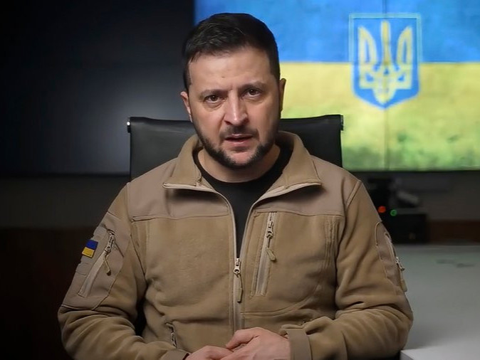 "Молдавын салан тусгаарлагчдийн хийсэн гэх халдлагын ард Оросын тусгай алба байгаа" гэж В.Зеленский мэдэгджээ