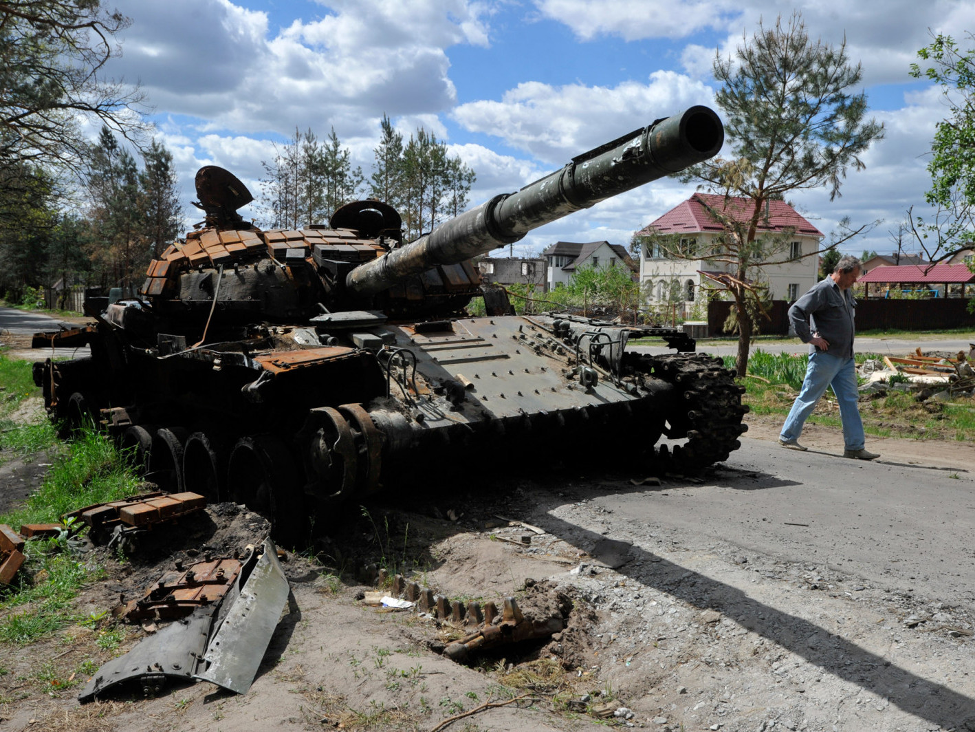 Украинд амь үрэгдэгсэн Орос цэргийн тоо Афганистаны дайнтай "төгс байх магадлалтай" гэж мэдэгджээ