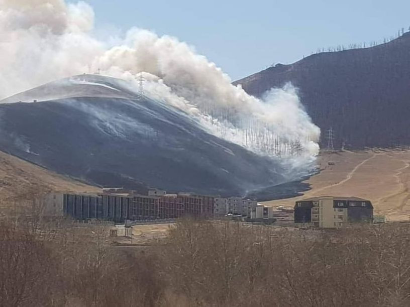 Богд ууланд гарсан түймэр шар өвс шатааснаас дэгдсэн гэх дүгнэлт урьдчилсан байдлаар гарчээ