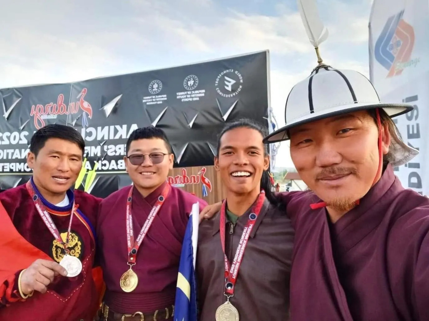 "Acinci toyu-2022” тэмцээнд Монголын морьт харвааны тамирчин С.Түшигбат алт, Б.Эрдэнэбат хүрэл медаль хүртлээ