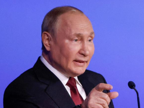 Орос Беларусьд цөмийн зэвсгийн хүчин чадалтай пуужин нийлүүлнэ гэж В.Путин мэдэгджээ