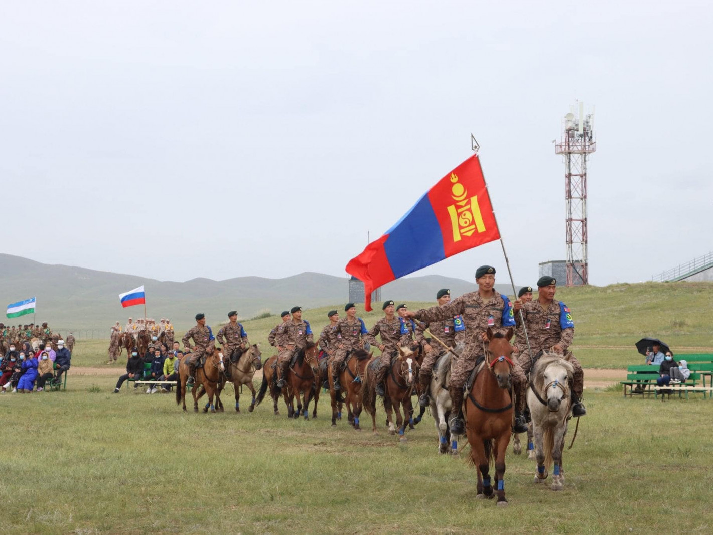 ФОТО: Монгол, Орос, Беларусийн алба хаагчдын оролцож буй "Аравт-2022" морин цэргийн уралдаан эхэлжээ