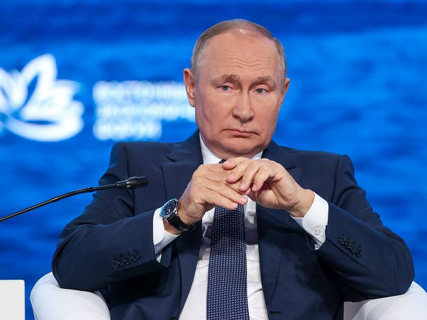 Оросын хий Монголын нутгаар дамжина. Улс төр нь тогтвортой тул хүндрэл гарахгүй гэж В.Путин ярьжээ