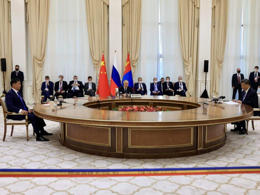 "Үндэсний төлбөрийн системээр дамжуулан гүйлгээ тооцоо хийх" саналыг Монгол, Хятадад В.Путин тавьжээ