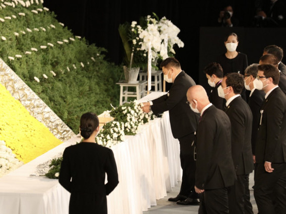 Ерөнхий сайд Л.Оюун-Эрдэнэ Япон Улсын Ерөнхий сайд асан Шинзо Абэтай салах ёс гүйцэтгэх Төрийн ёслолд оролцлоо