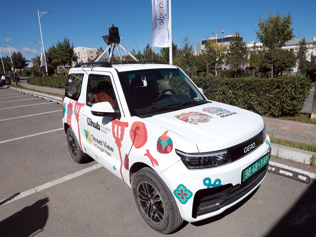 Монголын анхны цахилгаан автомашинаар хотын зураглалыг авч эхэллээ