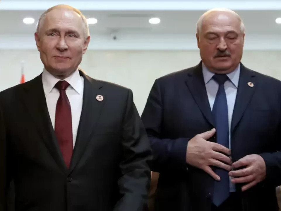 ВИДЕО: С.Лукашенко, "Та бид хоёрыг эзлэн түрэмгийлэгч хамгийн хортой хүмүүс гэдгийг бусад нь мэднэ" гэсэнд В.Путин тавгүйтжээ
