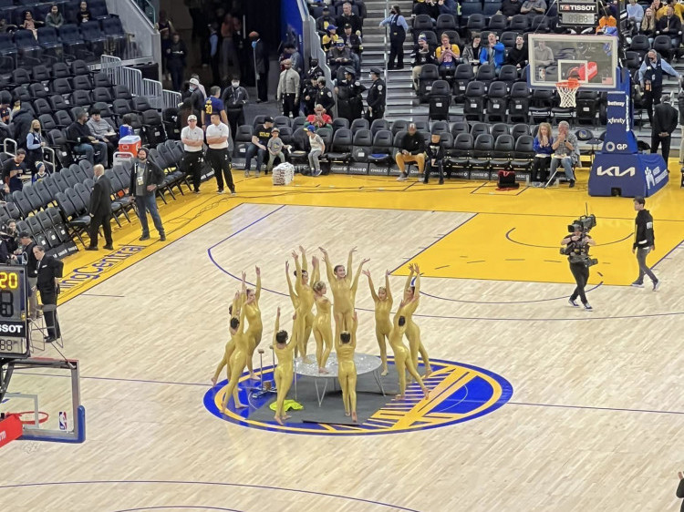 NBA-ийн "Asian Heritage night"-д Монголчууд оролцож өөрийн улсын өв соёлыг сурталчилжээ