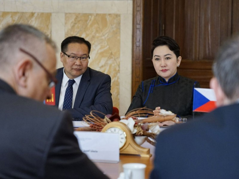 Бизнес эрхлэгчдийн дэмжих Монгол-Чехийн бизнес форумыг энэ онд Улаанбаатарт зохион байгуулахаар тохиролцлоо
