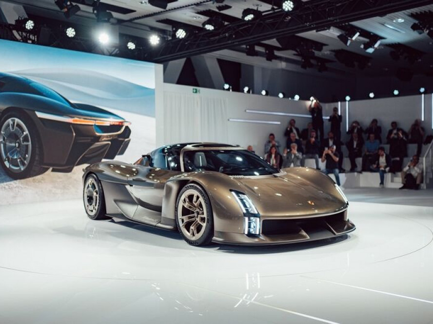 “Porsche” компани бүрэн цахилгаан, өндөр хурдтай шинэ концепт загвараа танилцууллаа