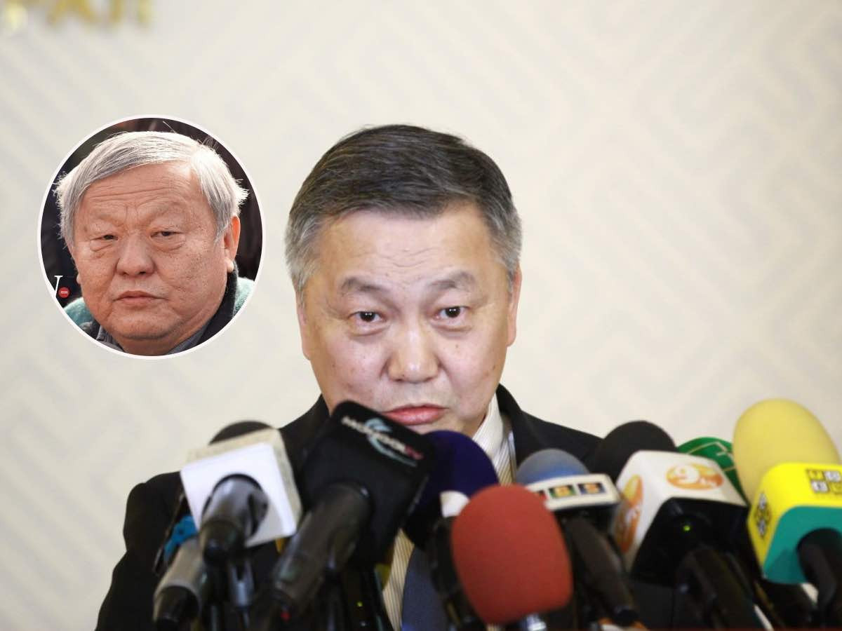 З.Энхболд, "Чам шиг мөнгө өгөхөөр хуцдаг нохой биш, Зөнөөд зохион бичдэг болжээ дээ" хэмээн нийтлэлч Баабарт хандаж бичжээ